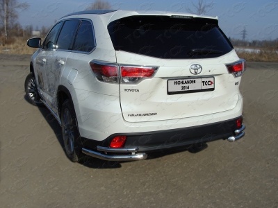 Защита задняя двойные уголки 60-42 мм ТСС для Toyota Highlander 2014-2016