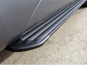 Пороги алюминиевые Slim Line Black для Audi Q5 № AUDIQ513-15B